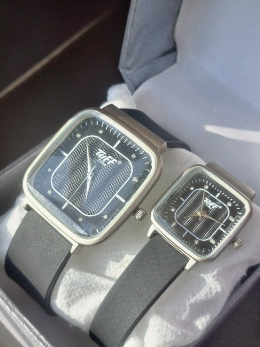 COUPLE TUFF TIME (SQUARE DIAL)