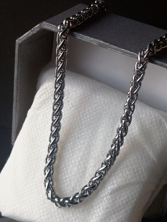 STAIN LESS SILVER PENDENT